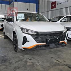 دۆنگ فینگ شاین